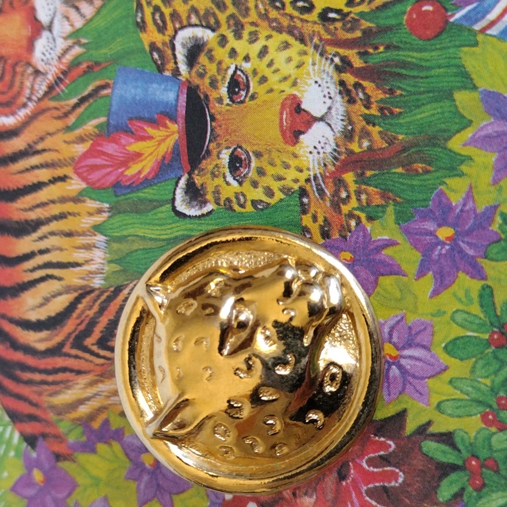 80s Avon safari style leopard gold-tone earrings